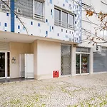 Lisboa, Cidade, Elegant Apartment With Air Cond, Free Wifi And Near Metro, By Ig
